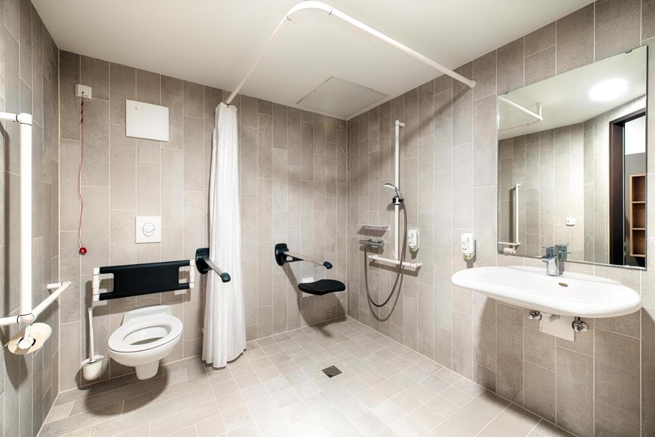 B&B Hotel Wien-Meidling Экстерьер фото